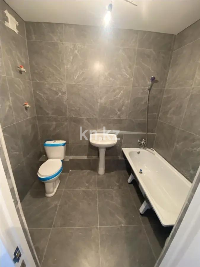 Продажа 1-комнатной квартиры, 43 м², ул. Бейбарыс Султан, дом  12 в Астане - фото 5