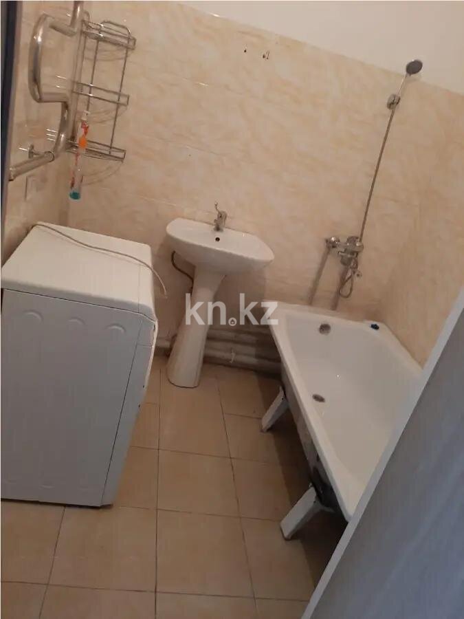 Продажа 3-комнатной квартиры, 72.1 м² в Алматы - фото 4