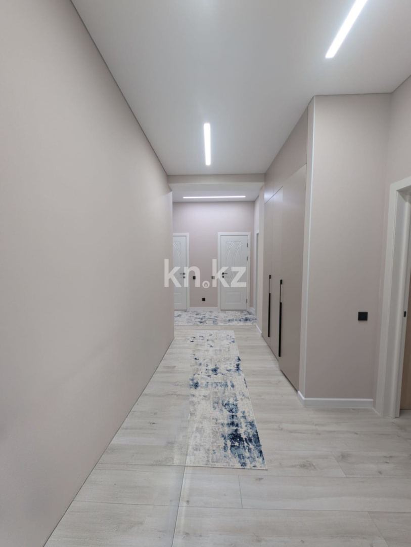 Продажа 3-комнатной квартиры, 100.2 м² - Недвижимость в Уральске фото 8 из 12