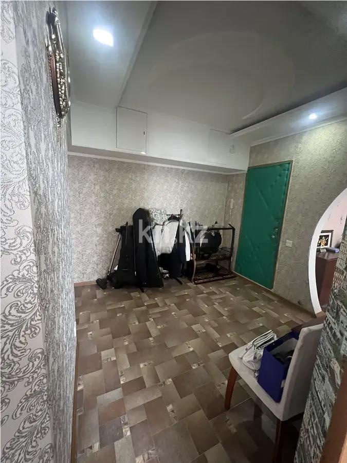 Продажа 3-комнатной квартиры, 64 м², ул. Университетская, дом  11 в Караганде - фото 7