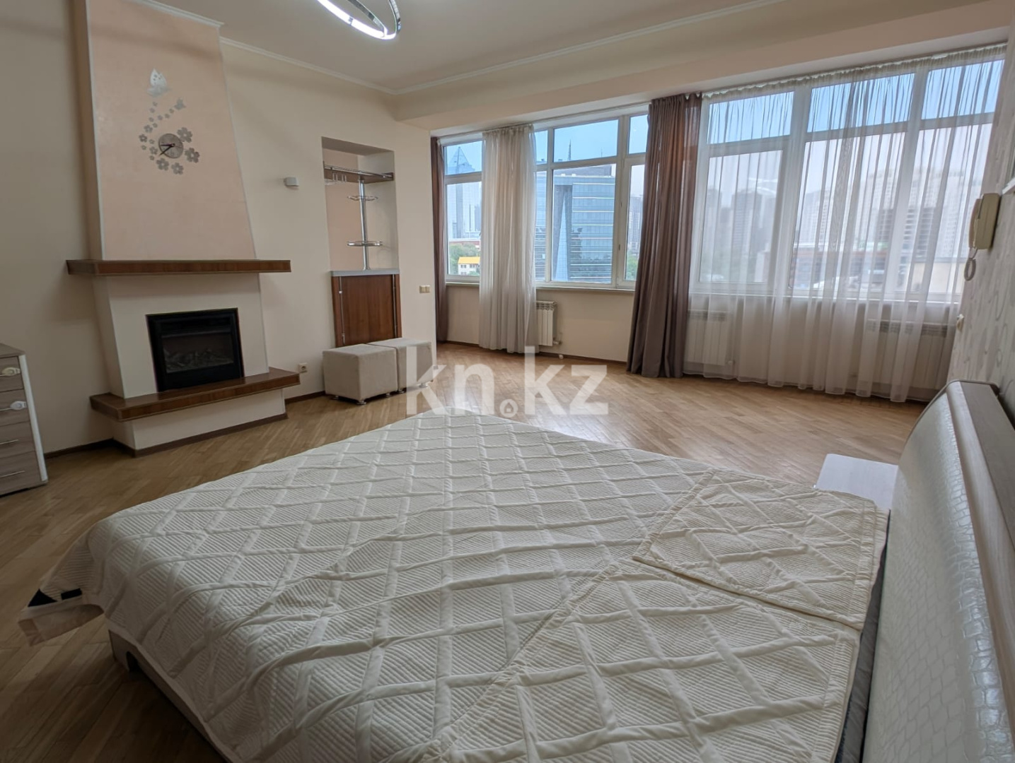 Продажа 3-комнатной квартиры, 201 м² в Алматы - фото 6