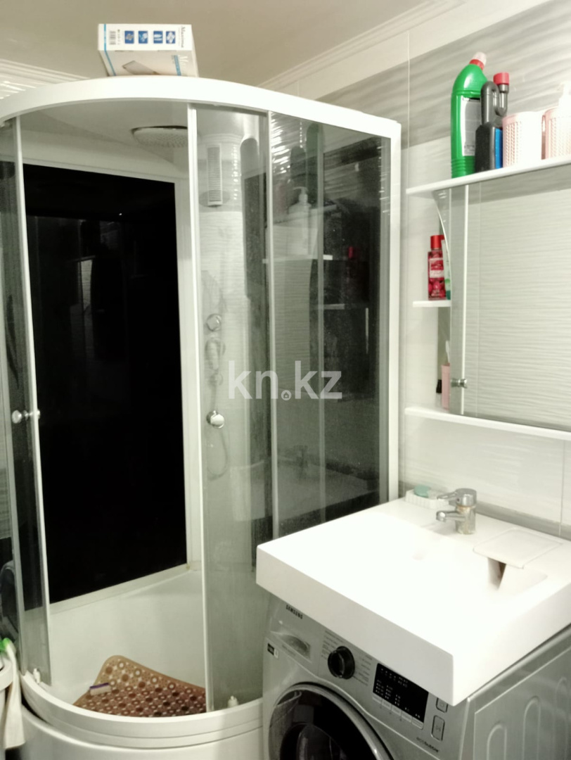 Продажа 3-комнатной квартиры, 60 м², мкр-н 2 - Продажа и аренда недвижимости в Абае фото 1 из 6