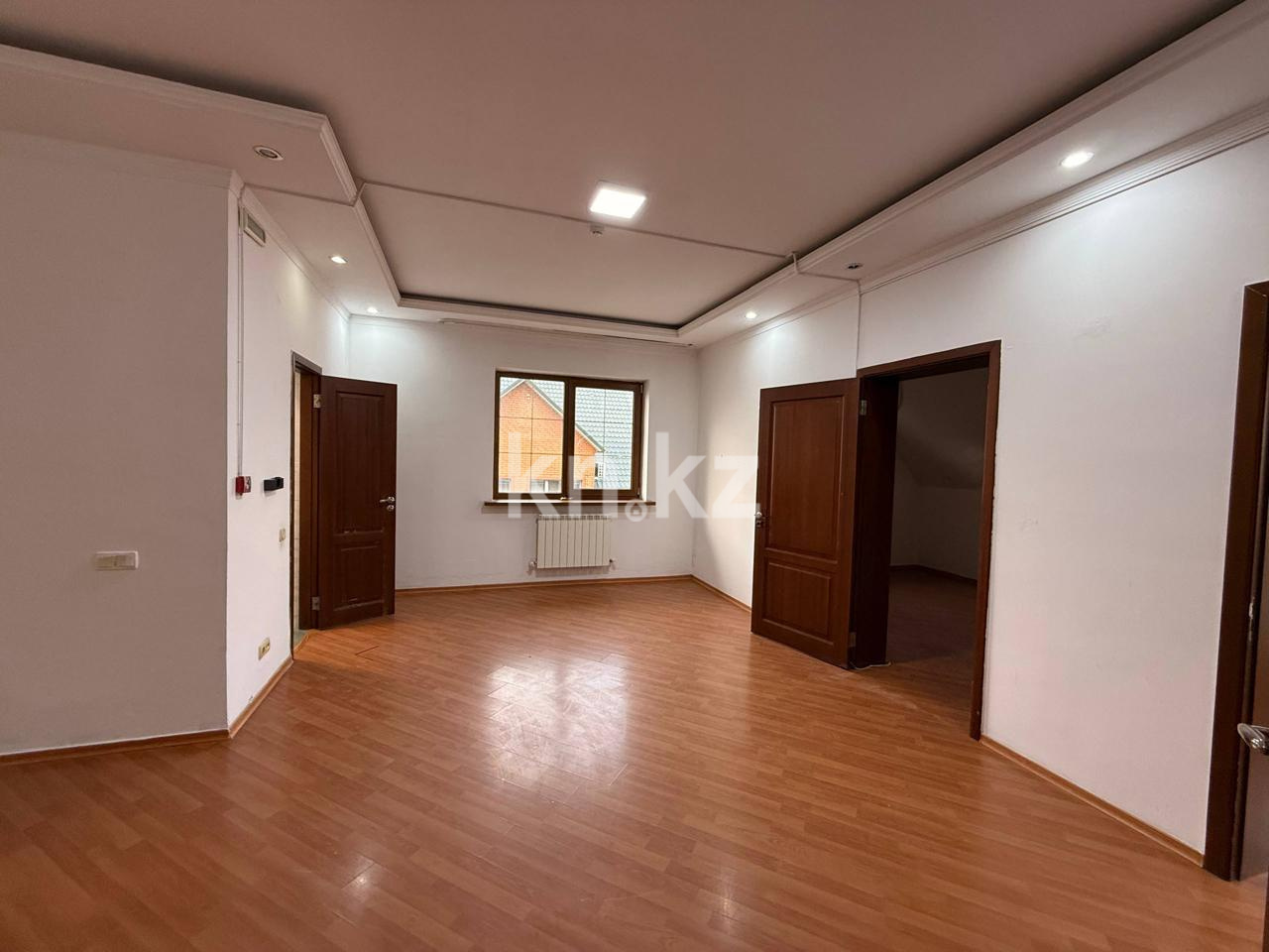 Продажа 8-комнатного дома, 355.4 м², мкр-н Мамыр-4 в Алматы - фото 9