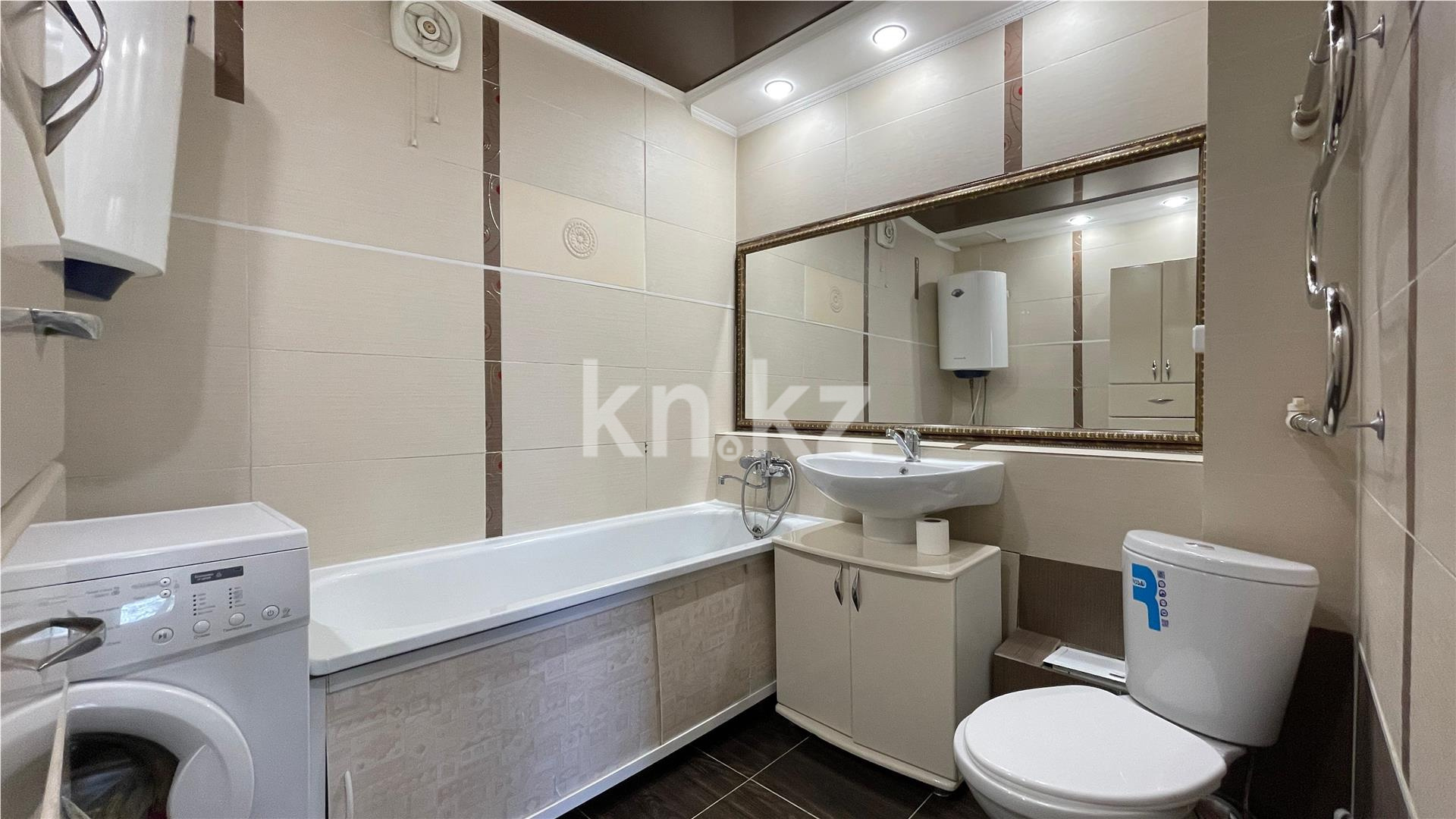 Продажа 3-комнатной квартиры, 61 м², мкр-н 15 в Караганде - фото 14