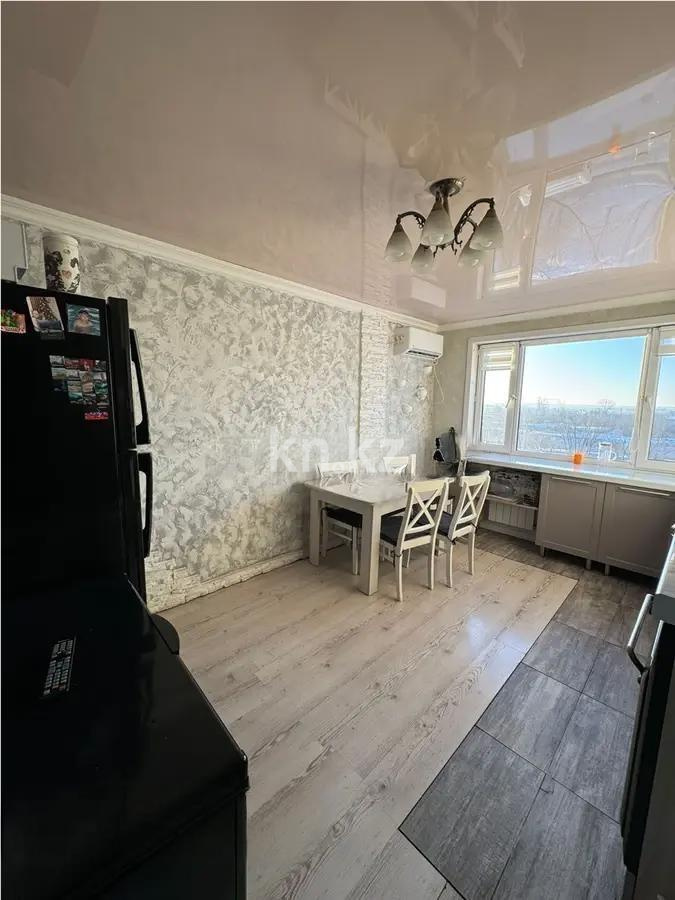 Продажа 5-комнатной квартиры, 86 м², 2 квартал, дом  26 в Караганде - фото 2