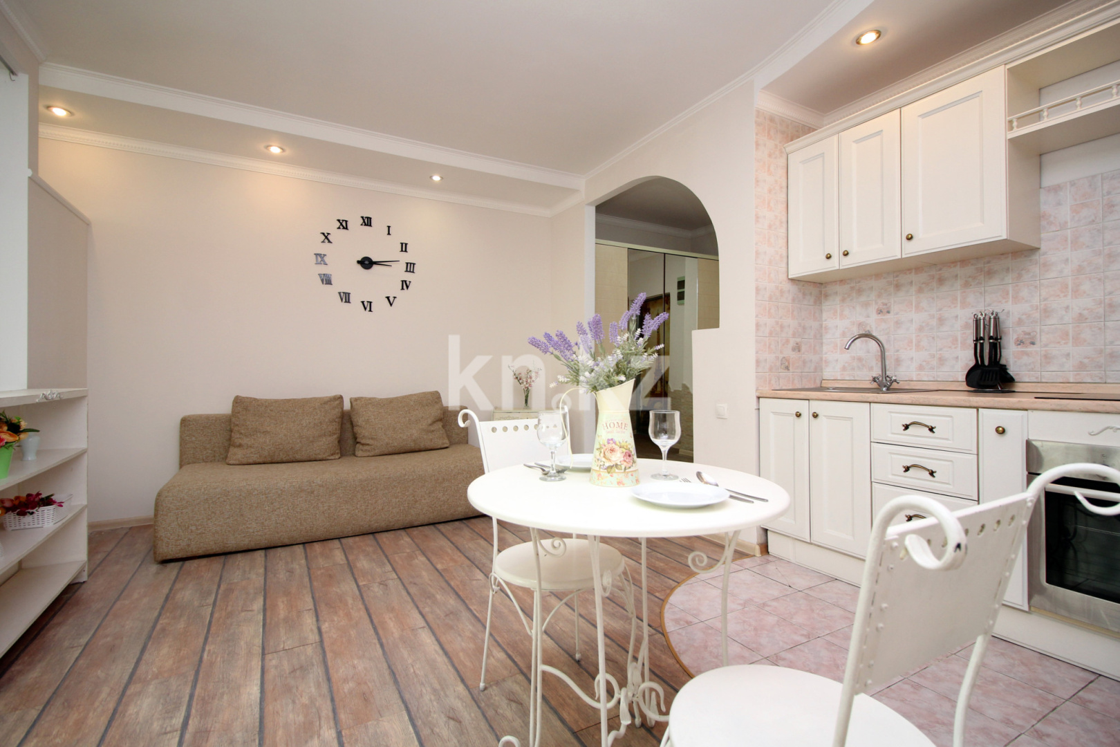 Аренда 1-комнатной квартиры посуточно, 50 м², ул. Хусаинова, дом  225 - ул. Розыбакиева - Аренда  однокомнатных квартир посуточно в Алматы фото 7 из 22