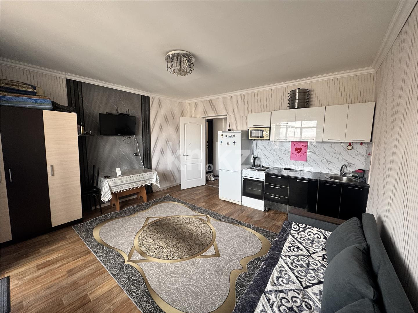 Продажа 2-комнатной квартиры, 37 м², мкр-н Степной-2 - Продажа  двухкомнатных квартир в Караганде фото 2 из 8