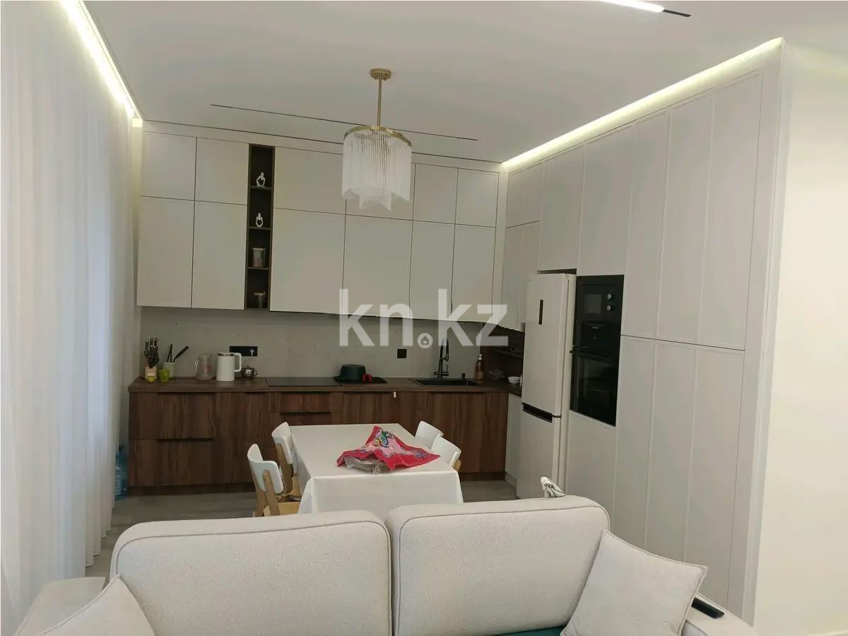 Продажа 3-комнатной квартиры, 83 м², ул. Казыбек би, дом  9/3 в Астане