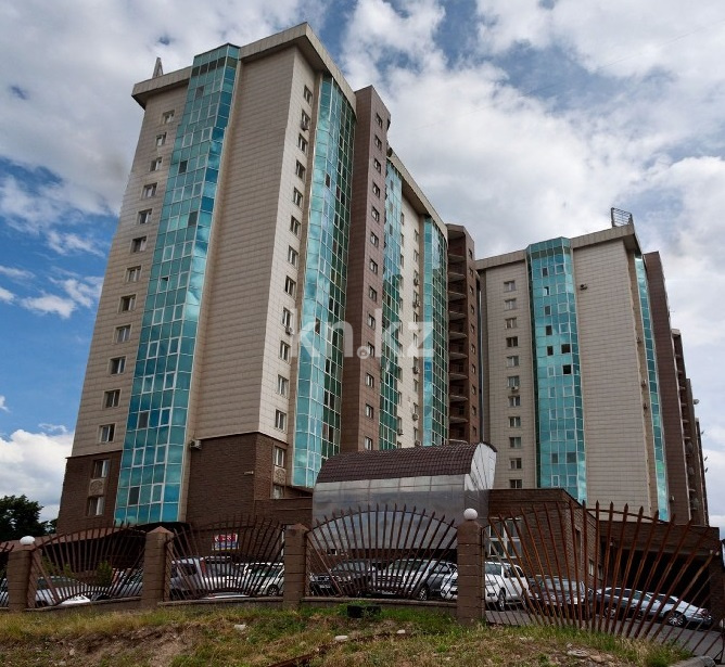 Продажа 2-комнатной квартиры, 72.5 м², ул. Хусаинова, дом  225 в Алматы - фото 7