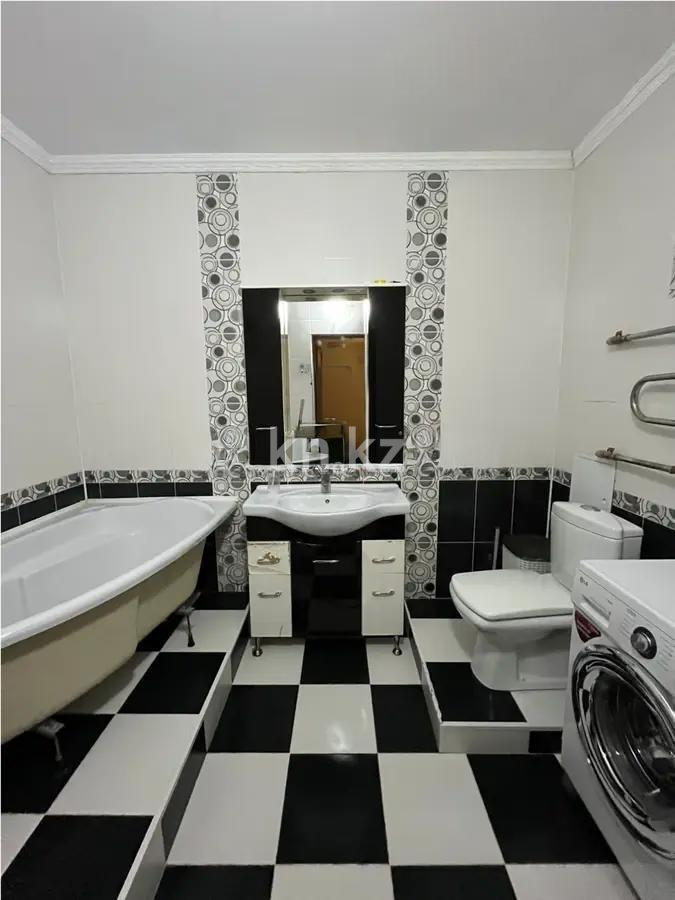 Продажа 4-комнатной квартиры, 110 м², пр. Момышулы, дом  12 в Астане - фото 6