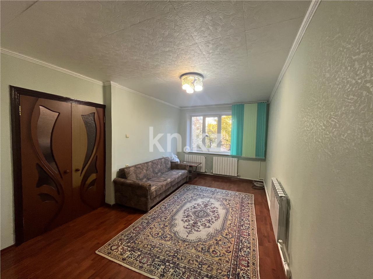 Продажа 3-комнатной квартиры, 63 м², мкр-н Степной-2, дом  6/2 - Продажа квартир в Караганде фото 1 из 20