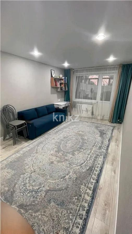 Продажа 3-комнатной квартиры, 63 м², мкр-н 13, дом  4 - Продажа  трехкомнатных квартир в Караганде без посредников с фото фото 1 из 7