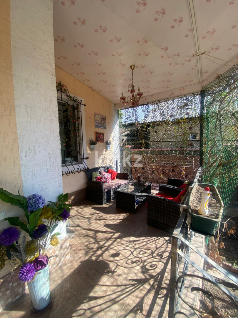 Продажа 6-комнатного дома, 284 м² - Продажа пятикомнатных и более домов, коттеджей в Алматы фото 11 из 14