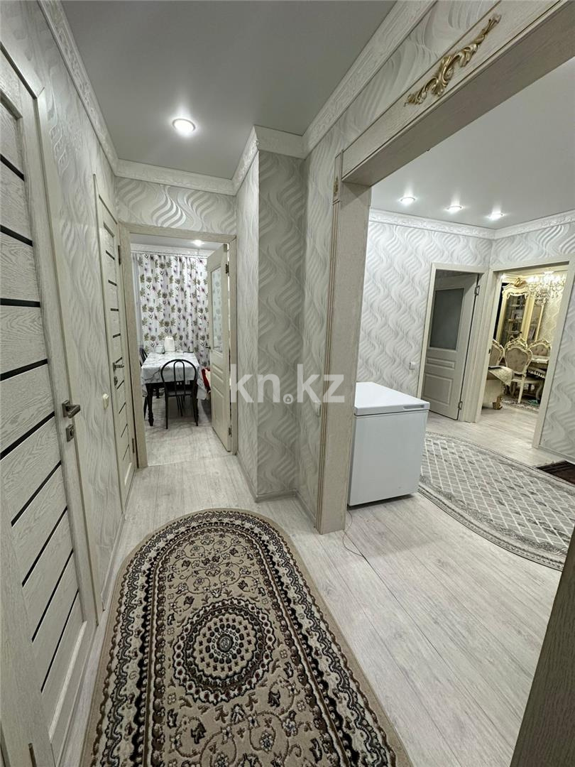 Продажа 3-комнатной квартиры, 65 м², ул. Муканова в Караганде - фото 10