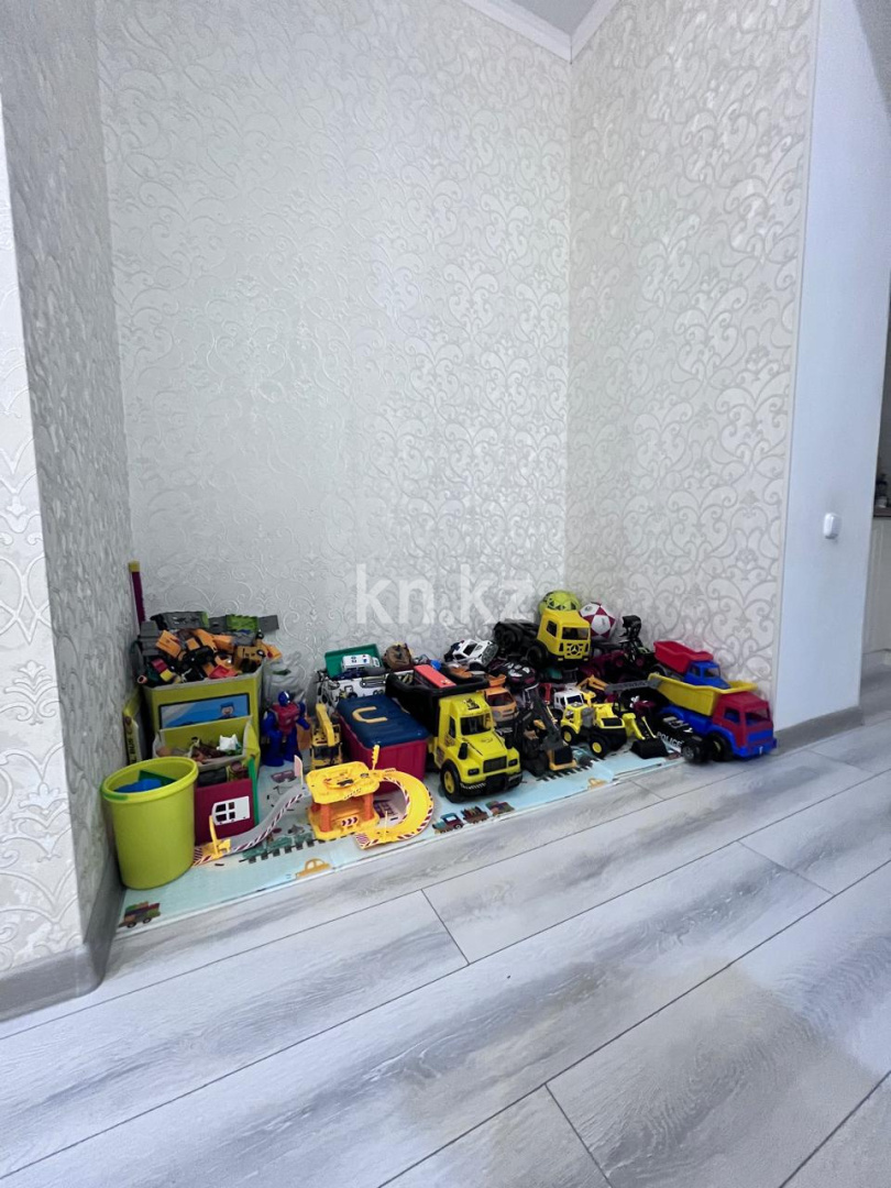 Продажа 2-комнатной квартиры, 57 м², ул. Ашимова - Продажа  двухкомнатных квартир в Караганде фото 9 из 13