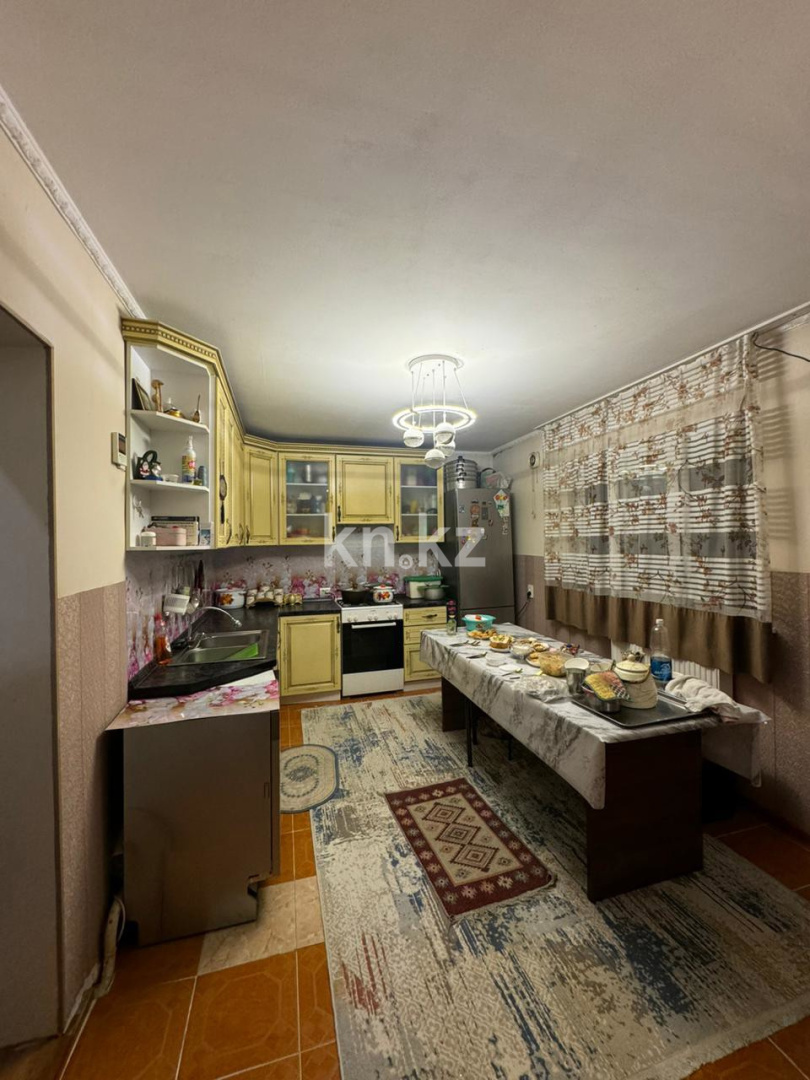 Продажа 8-комнатного дома, 154 м² - Продажа домов, коттеджей в Алматы фото 3 из 32