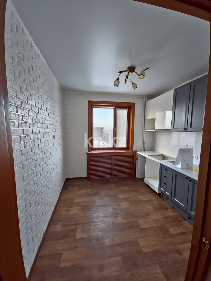 Продажа 3-комнатной квартиры, 63.5 м² в Караганде - фото 10