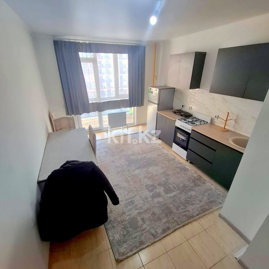 Аренда 3-комнатной квартиры, 100 м² - Аренда трехкомнатных квартир помесячно в Казахстане фото 1 из 15