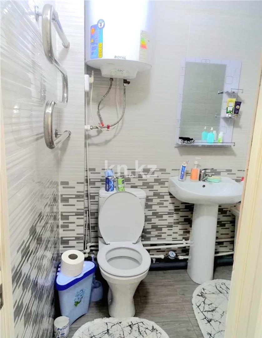 Продажа 2-комнатной квартиры, 47 м², мкр-н 18 - Продажа квартир в Караганде фото 12 из 14