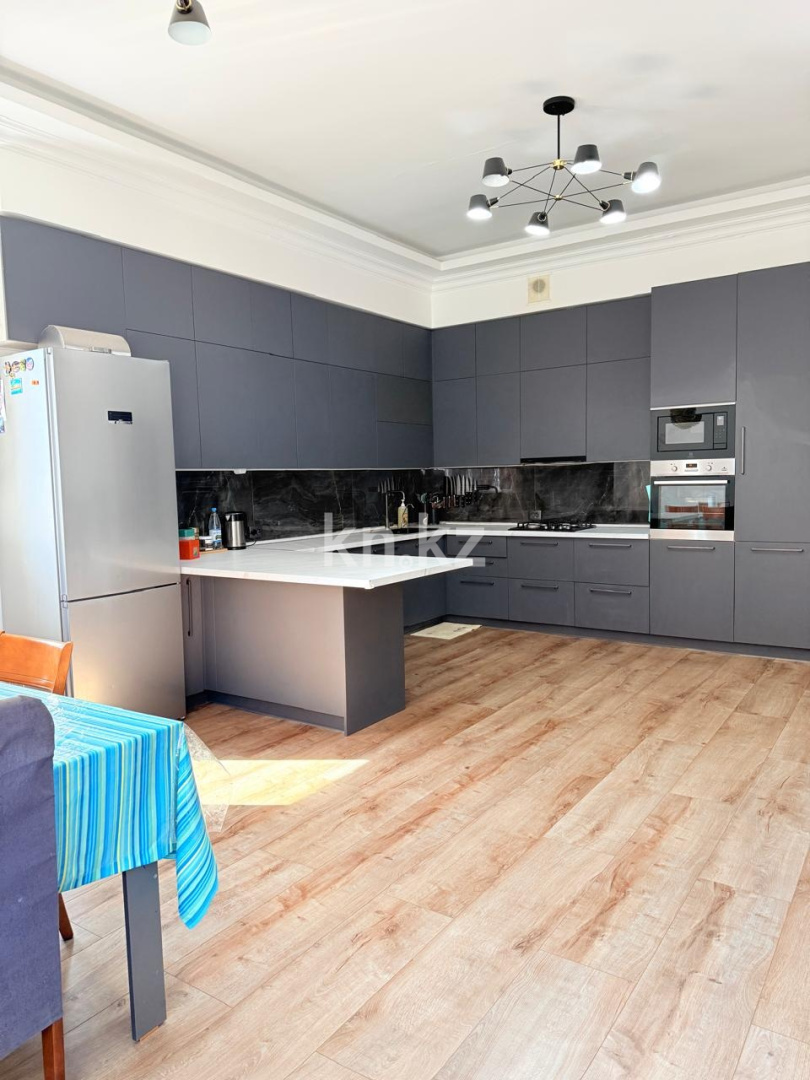Продажа 7-комнатного дома, 410 м² - Продажа домов, коттеджей в Казахстане - страница 4 фото 7 из 38