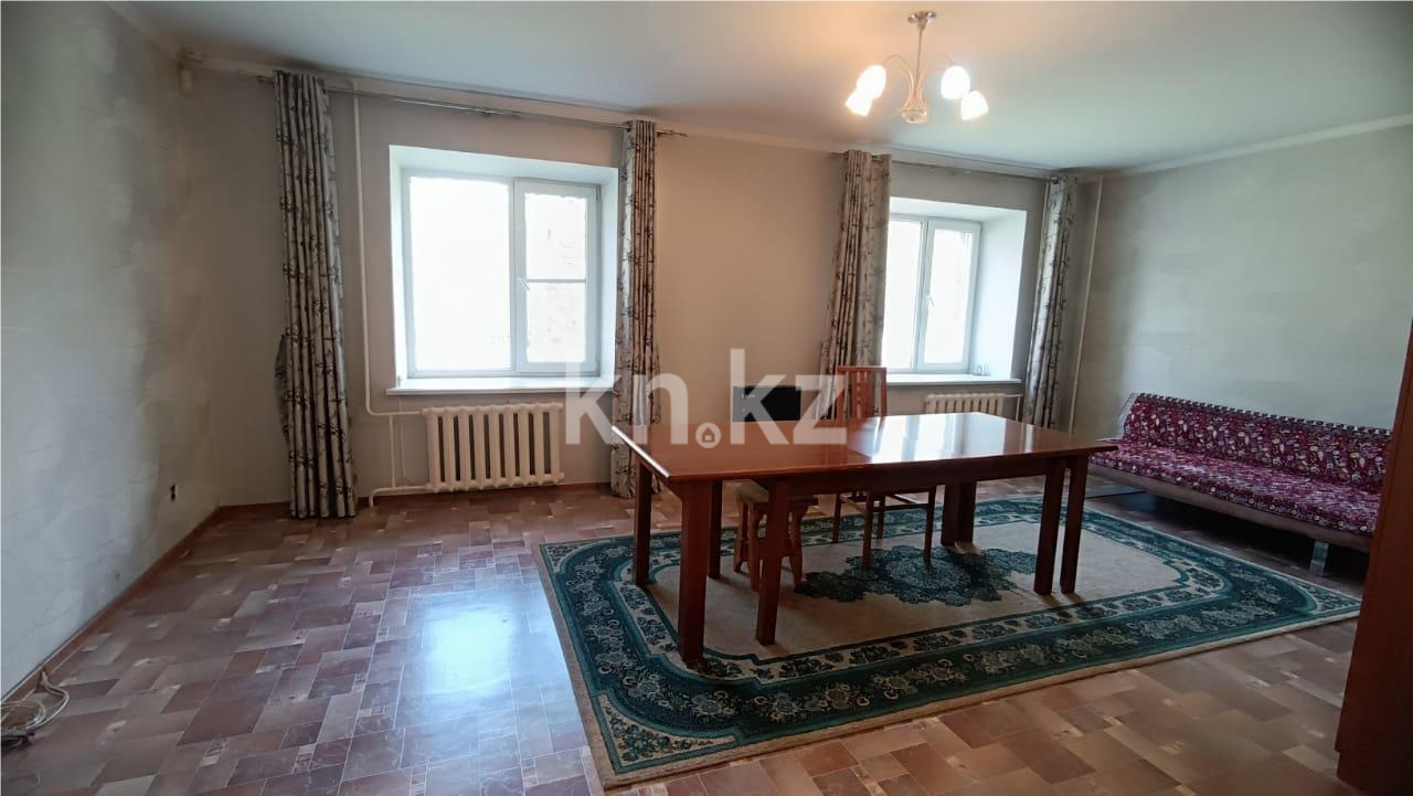 Продажа 4-комнатной квартиры, 118.8 м², ул. Кравцова в Астане