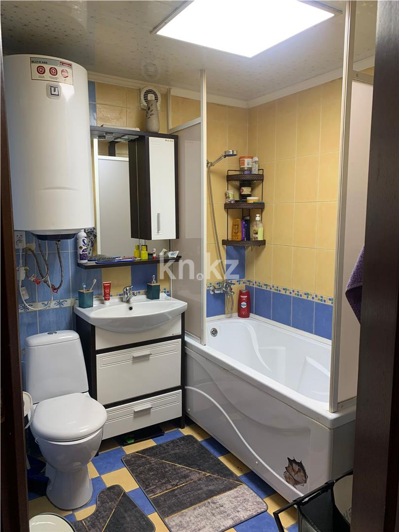 Продажа 2-комнатной квартиры, 40 м², ул. Полетаева, дом  15 - Продажа квартир в Караганде фото 9 из 10