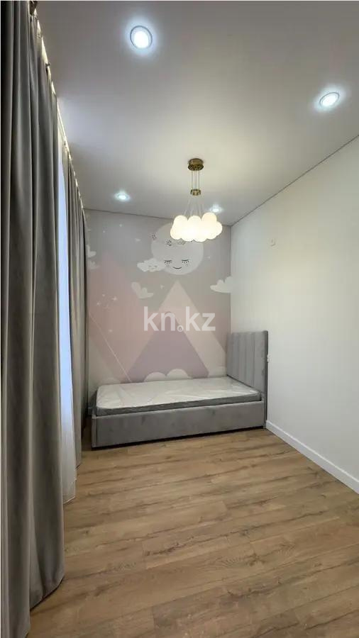 Продажа 3-комнатной квартиры, 66 м², ул. Букетова, дом  3/2 в Караганде - фото 3