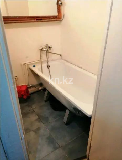 Продажа 1-комнатной квартиры, 33 м², мкр-н 16, дом  9 - Продажа квартир в Караганде без посредников фото 3 из 3