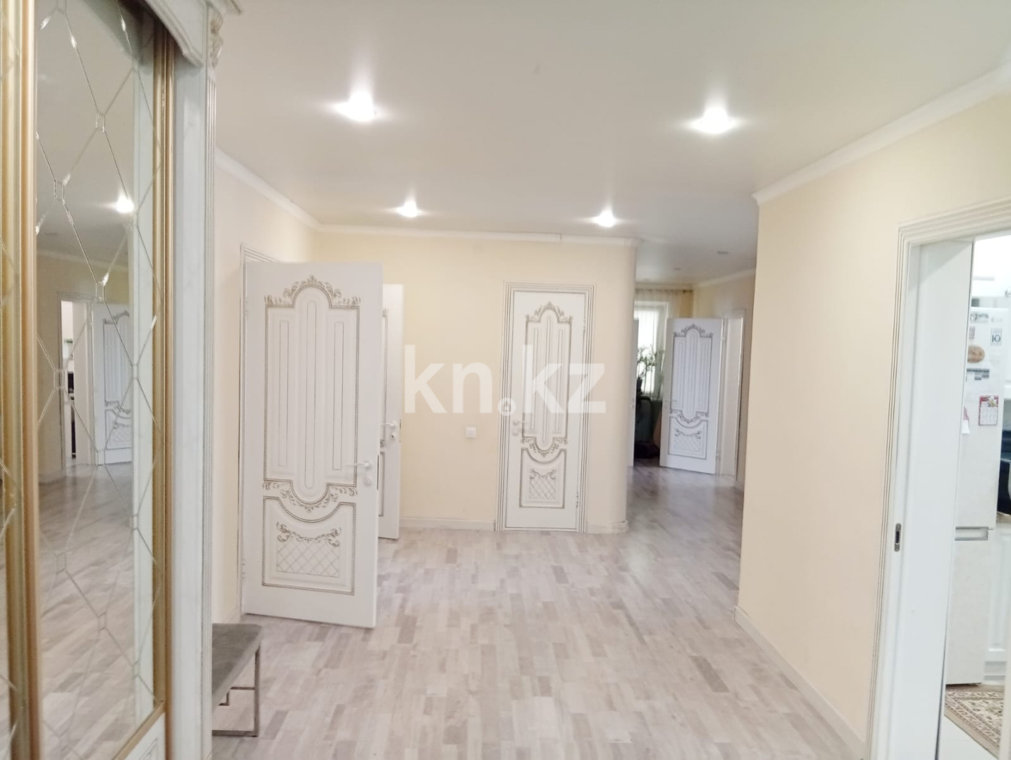 Продажа 5-комнатного дома, 300 м² - Продажа домов, коттеджей в Казахстане фото 30 из 37