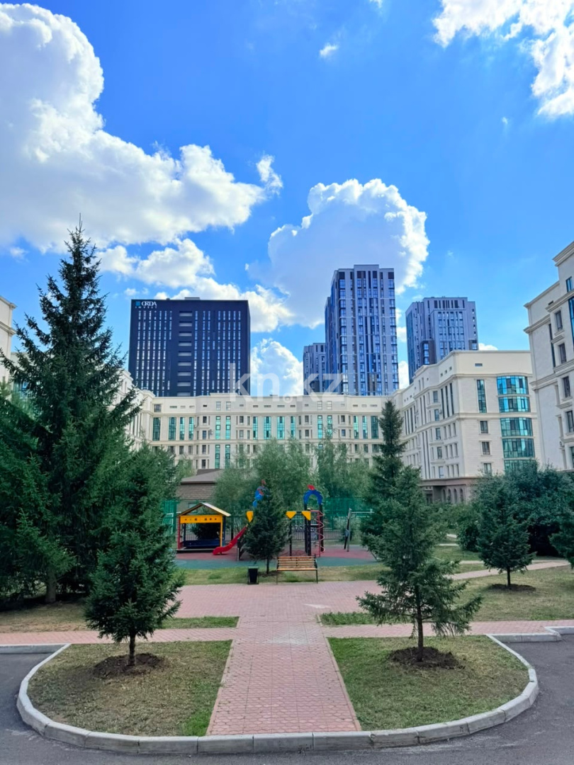 Продажа 5-комнатной квартиры, 300 м² - Продажа пятикомнатных и более квартир в Астане фото 6 из 40