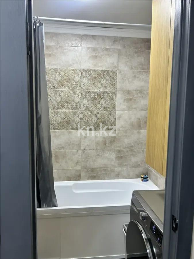 Продажа 2-комнатной квартиры, 53 м², ул. Шалкииз жырау, дом  60 в Астане - фото 4