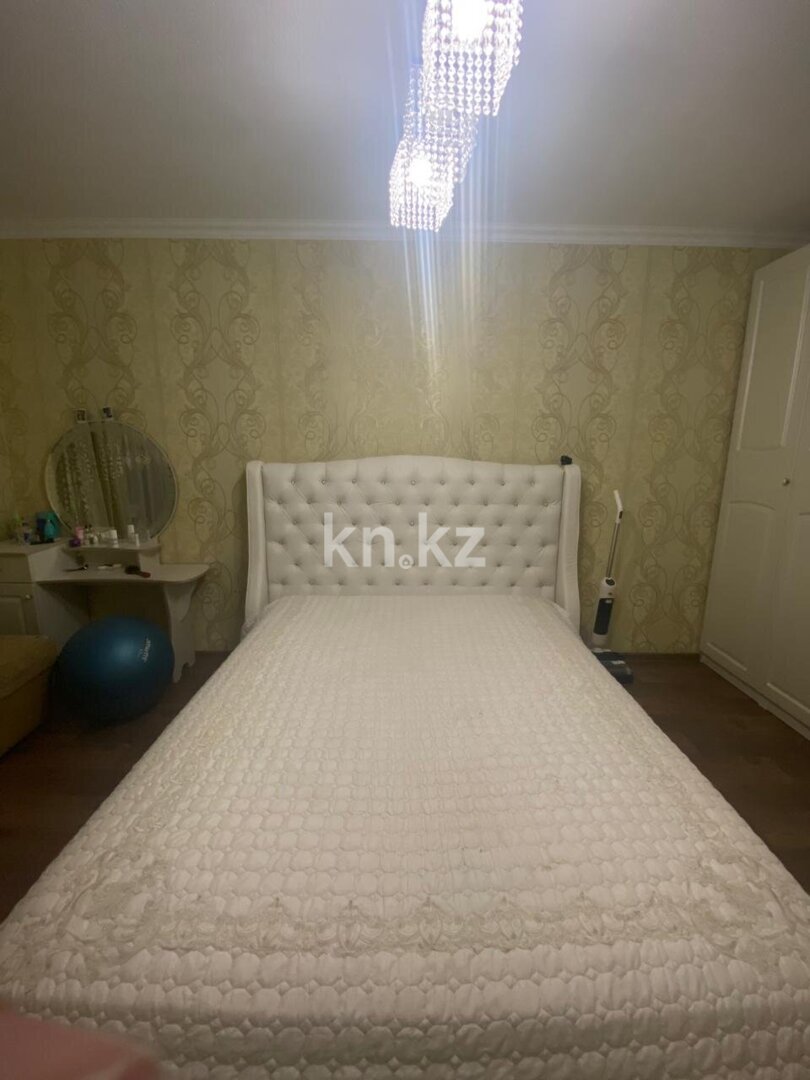 Продажа 3-комнатной квартиры, 98.2 м² в Караганде - фото 10