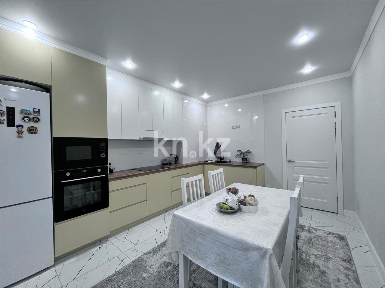 Продажа 3-комнатной квартиры, 83 м², ул. Таттимбета - Продажа квартир в Караганде фото 3 из 22