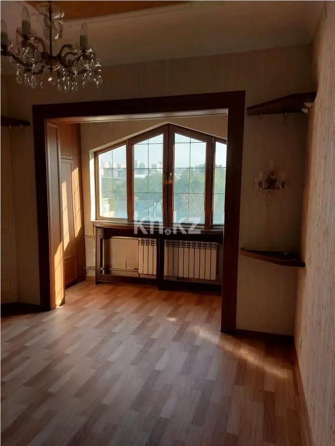 Продажа 3-комнатной квартиры, 72.4 м², ул. Аносова, дом  133 в Алматы - фото 2