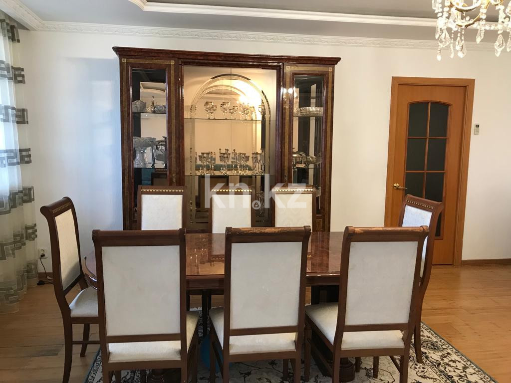 Продажа 3-комнатной квартиры, 100 м², ул. Ботаническая, дом  14 в Караганде - фото 2