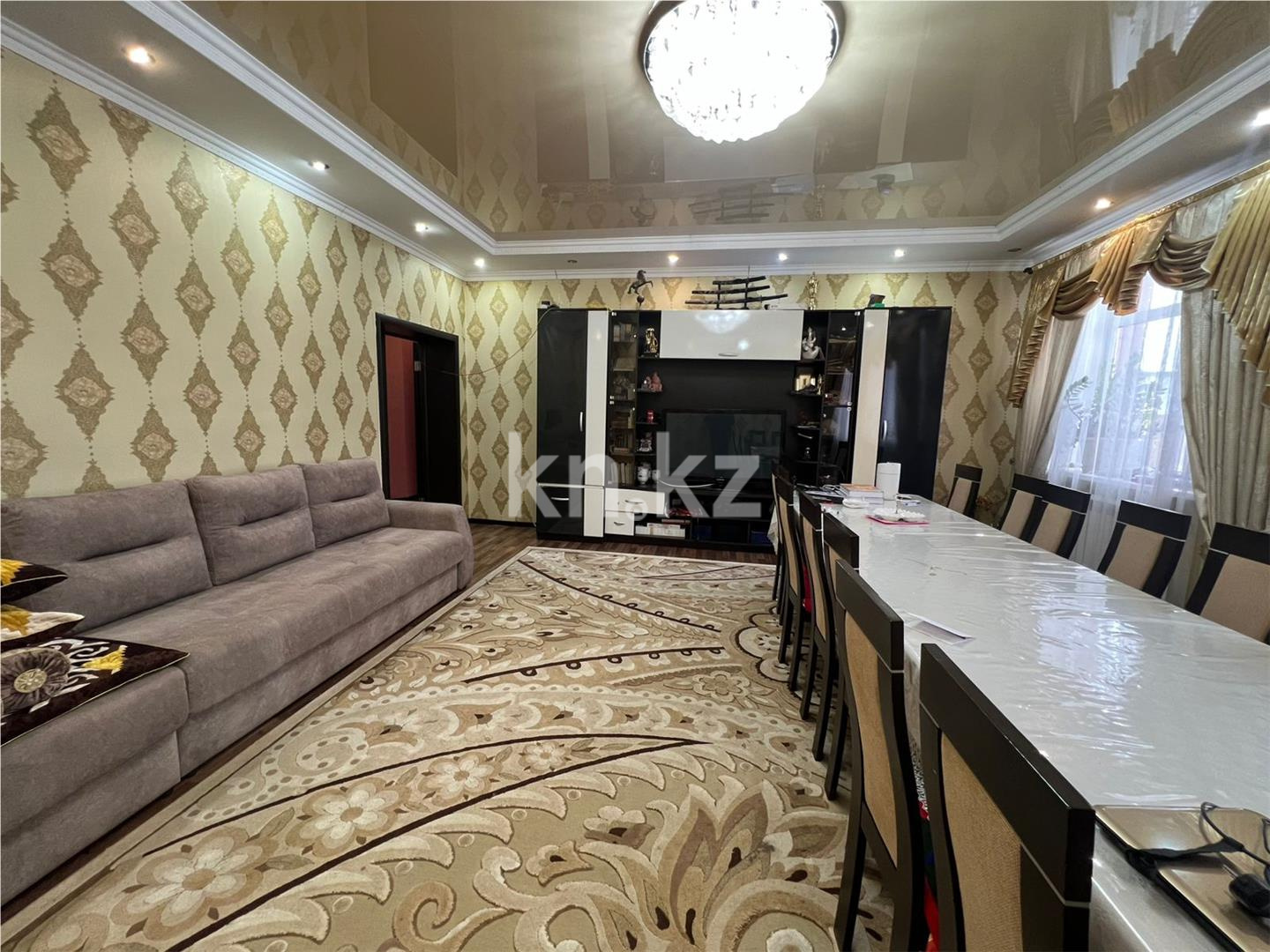 Продажа 10-комнатного дома, 540 м² - Продажа домов, коттеджей в Казахстане - страница 11 фото 2 из 44