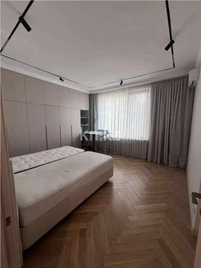 Продажа 4-комнатной квартиры, 130 м² в Алматы - фото 3