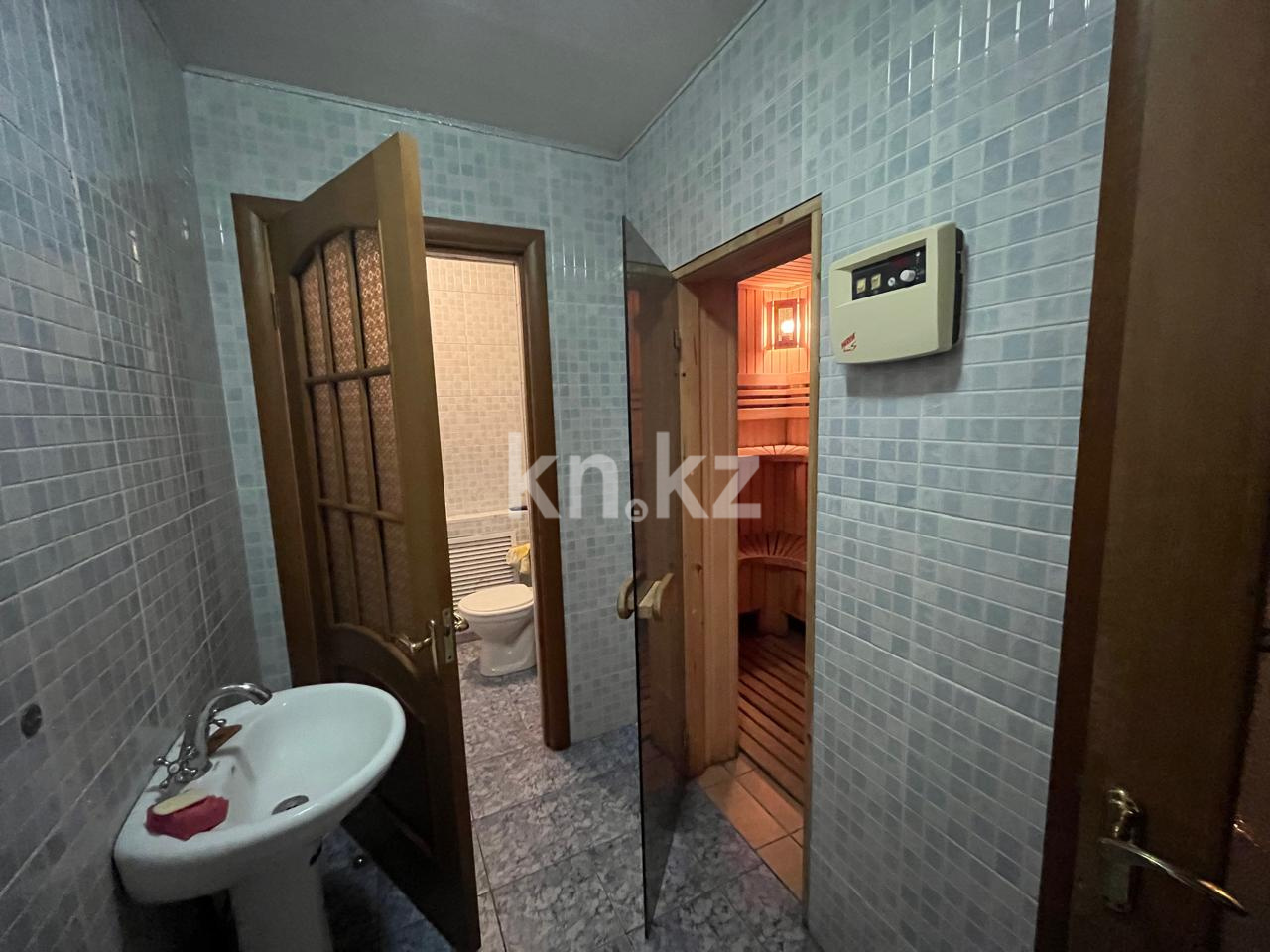 Продажа 7-комнатного дома, 470 м², ул. Университетская - Продажа домов, коттеджей в Караганде фото 20 из 25