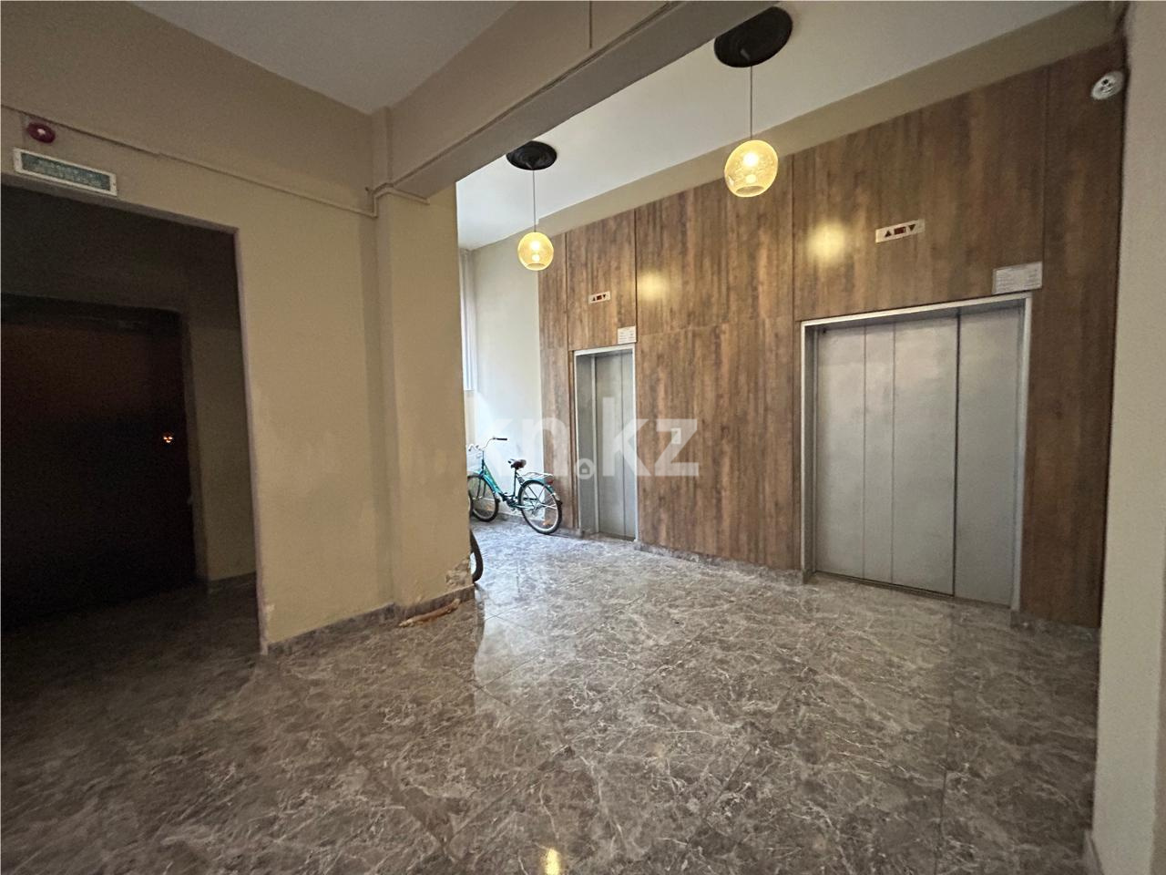 Продажа 4-комнатной квартиры, 181.8 м², ул. Кенесары в Астане - фото 24