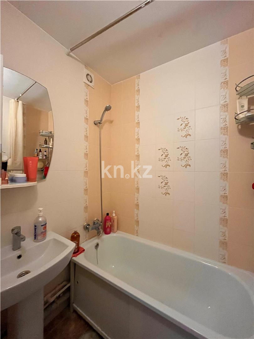 Продажа 3-комнатной квартиры, 62 м² в Караганде - фото 12