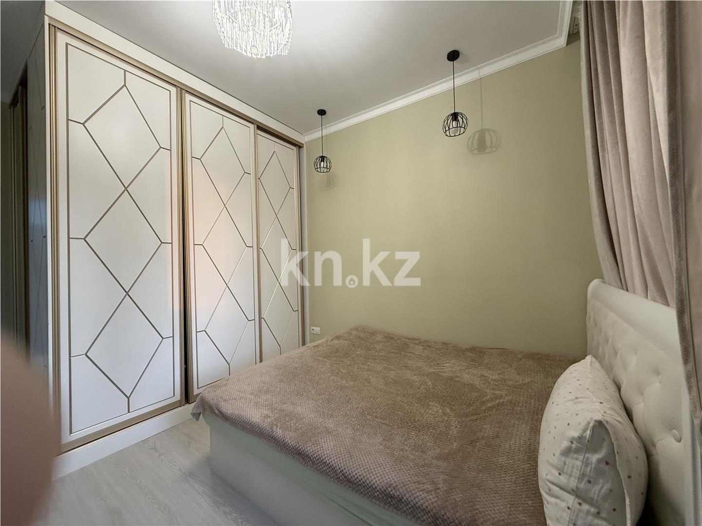 Продажа 3-комнатной квартиры, 73 м², пр. Шахтеров, дом  52б в Караганде - фото 5