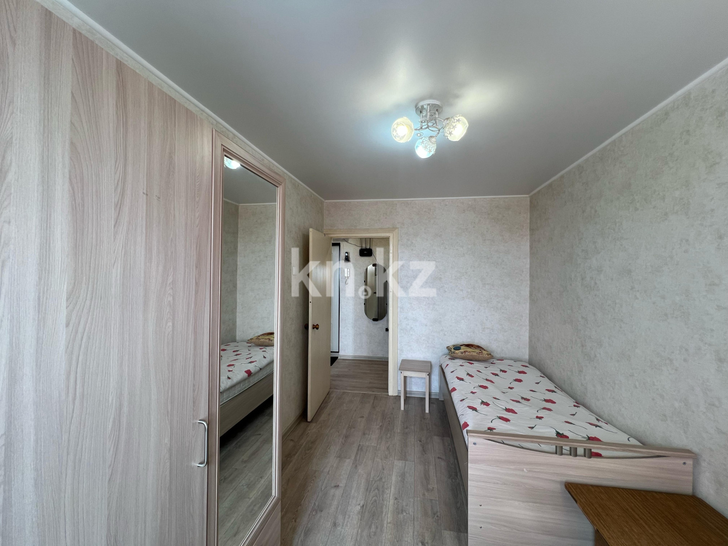 Продажа 4-комнатной квартиры, 63 м², ул. Муканова, дом  4 в Караганде - фото 5