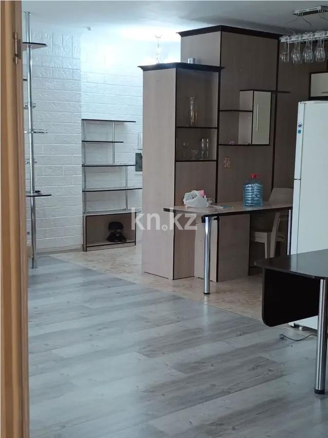 Продажа 2-комнатной квартиры, 76 м², ул. Шевченко, дом  8/2 - Продажа  двухкомнатных квартир в Астане без посредников фото 1 из 1