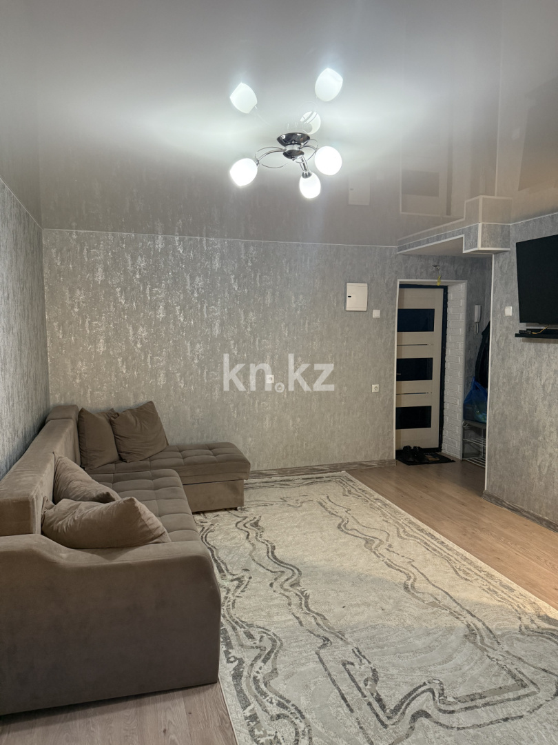 Аренда 2-комнатной квартиры посуточно, 44 м², ул. Кайсенова, дом  119 - Продажа и аренда недвижимости в Усть-Каменогорске фото 5 из 9