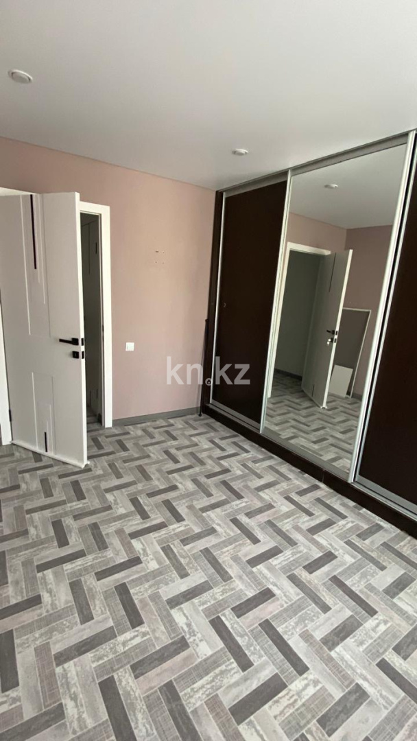 Продажа 2-комнатной квартиры, 40.3 м² - Продажа квартир от собственников в Караганде - страница 10 фото 5 из 13