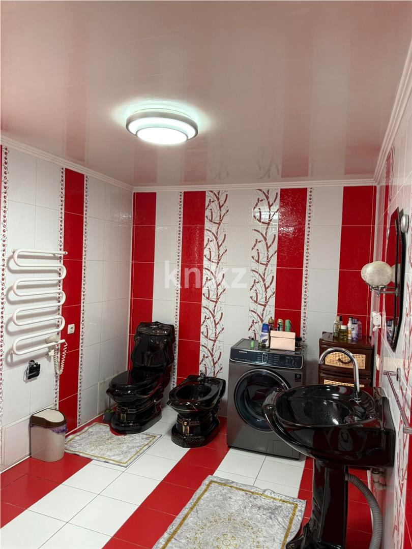 Продажа 7-комнатного дома, 307 м², пер. Капчагайский - Продажа домов, коттеджей в Караганде с фото фото 16 из 20