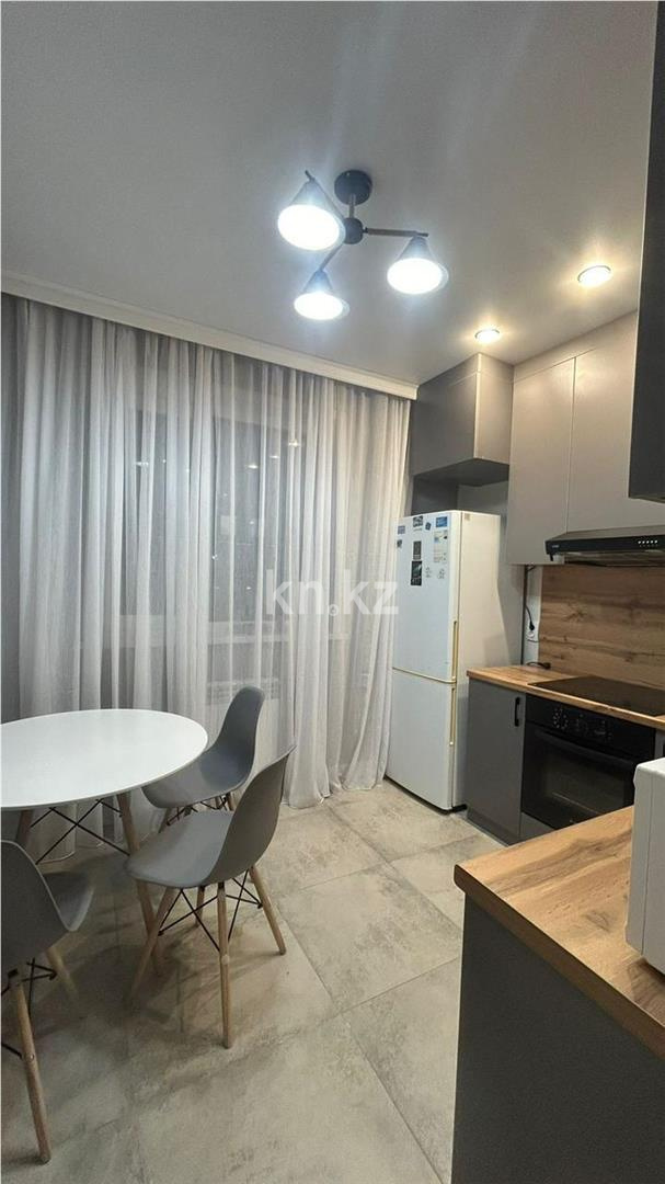 Продажа 2-комнатной квартиры, 55 м², ул. Нажимеденова в Астане - фото 10