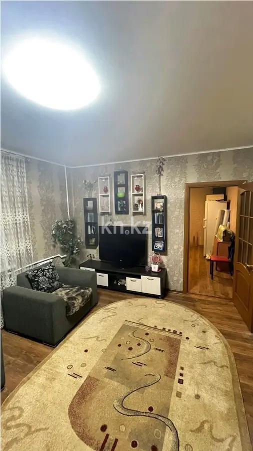 Продажа 3-комнатной квартиры, 70 м², ул. Байсеитовой, дом  9 - Продажа квартир в Темиртау фото 1 из 10
