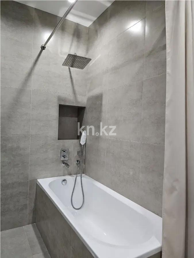 Продажа 2-комнатной квартиры, 69.6 м² в Алматы - фото 4