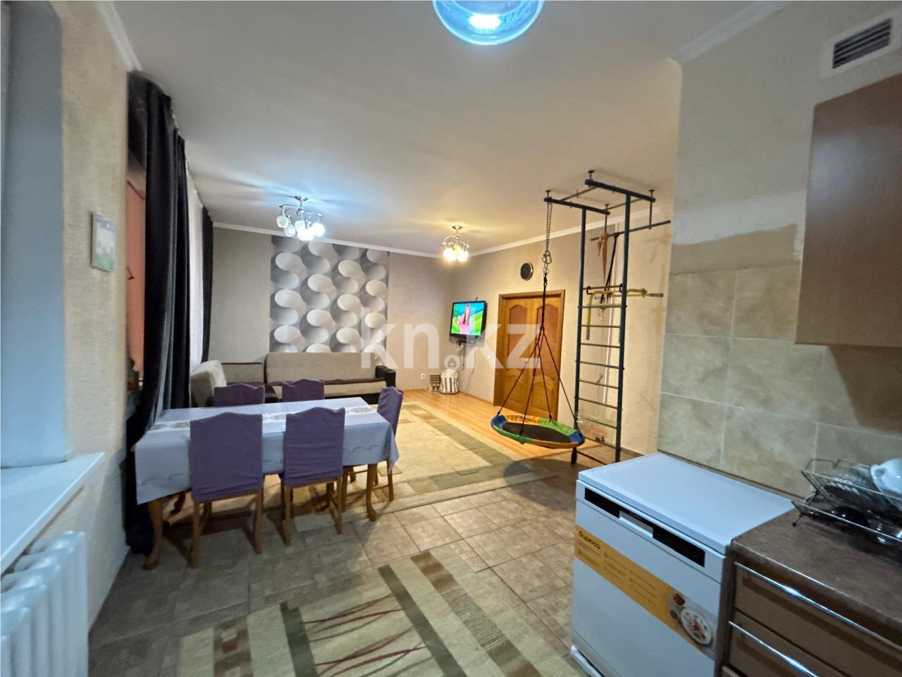 Продажа 2-комнатной квартиры, 70.2 м², ул. Габдуллина в Астане - фото 5